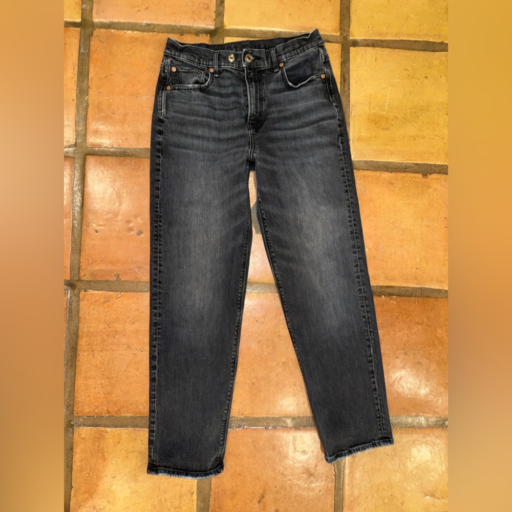 American eagle faced black cosy Boyfriend straight leg size 8